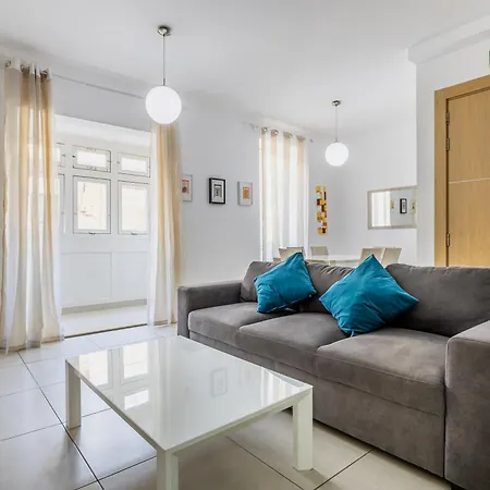 Apartman Superb 3br Close To Seafront Gżira
